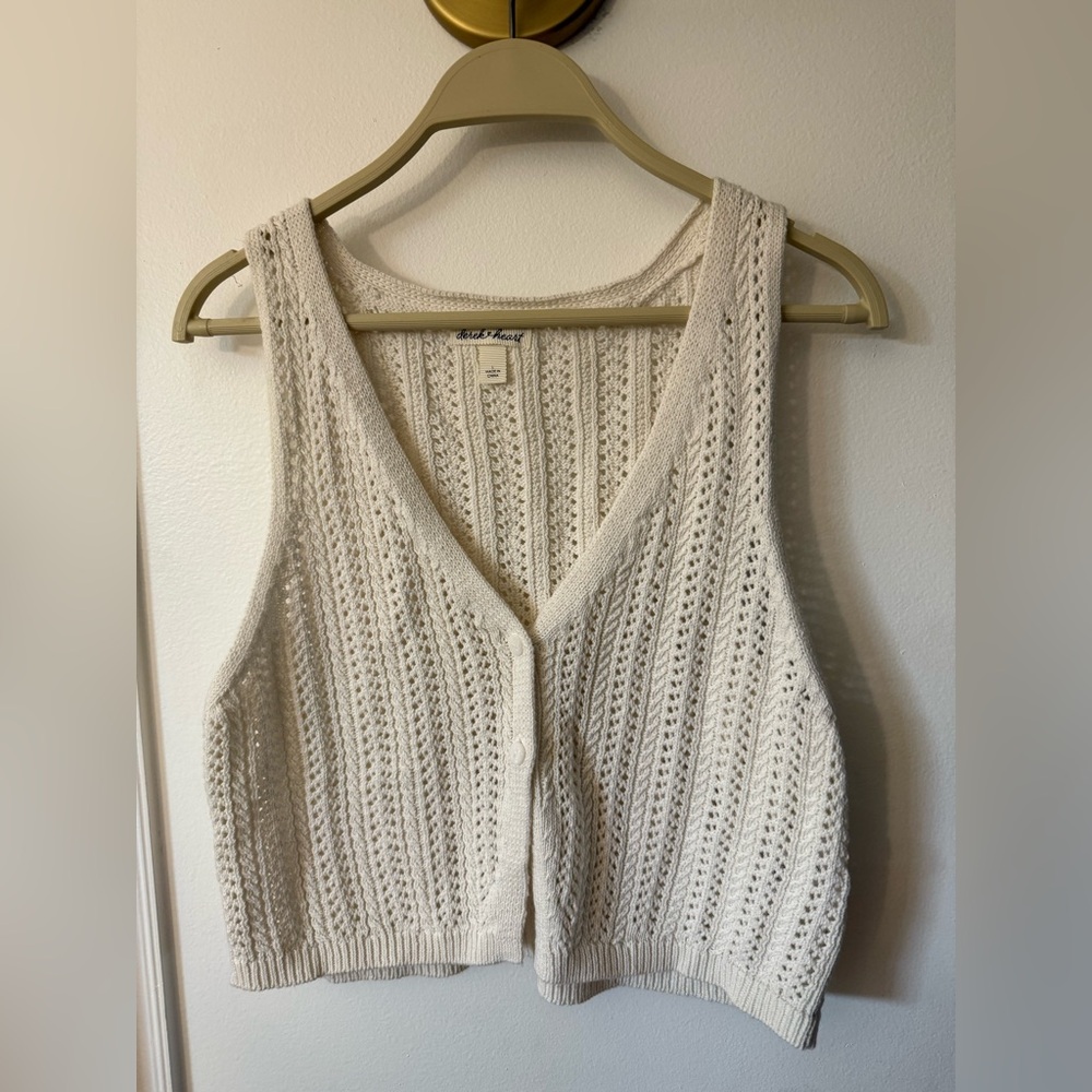 Derek Heart  V-Neck Sweater Vest